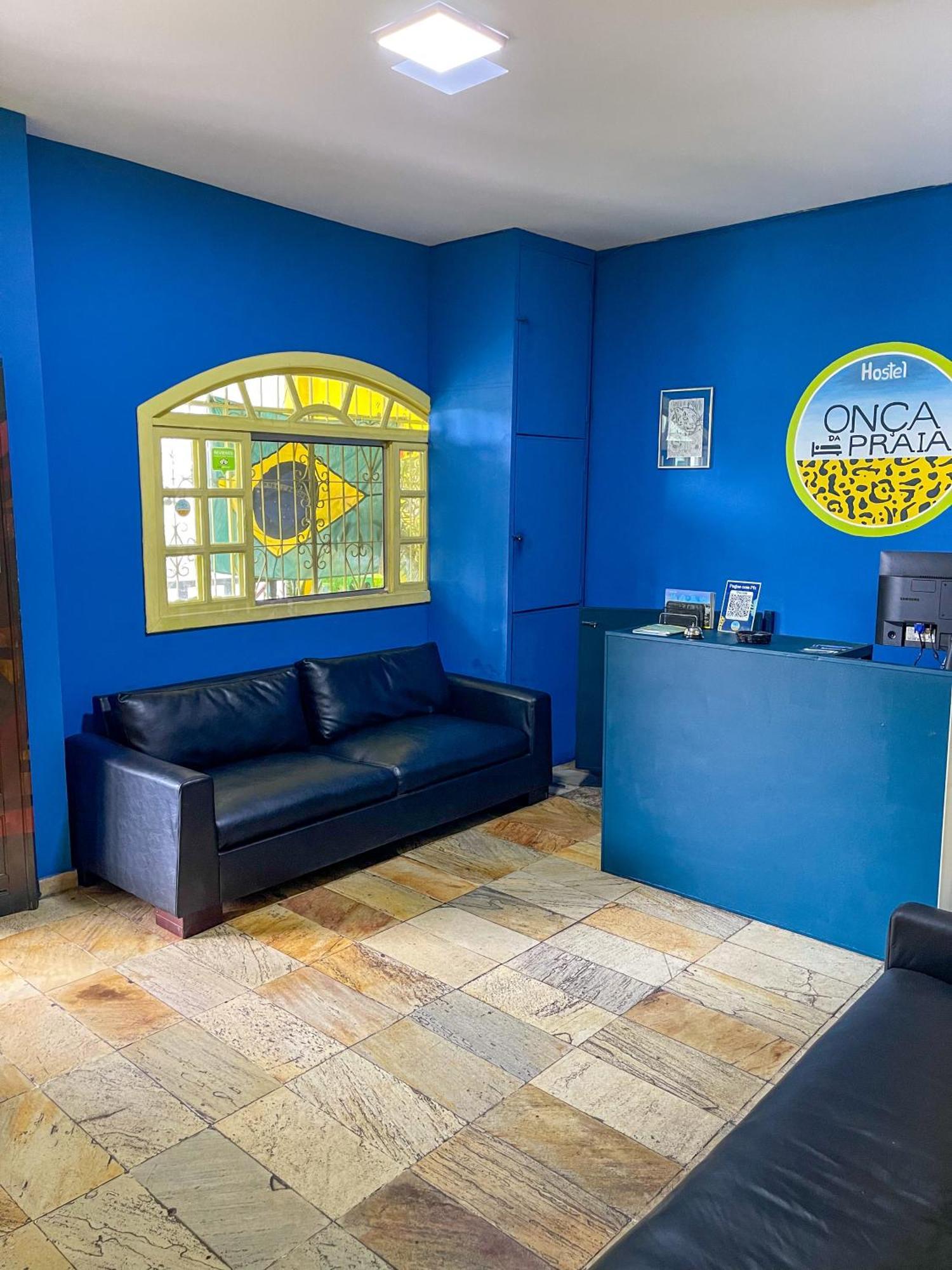 Onca Da Praia Hostel Vitoria Luaran gambar