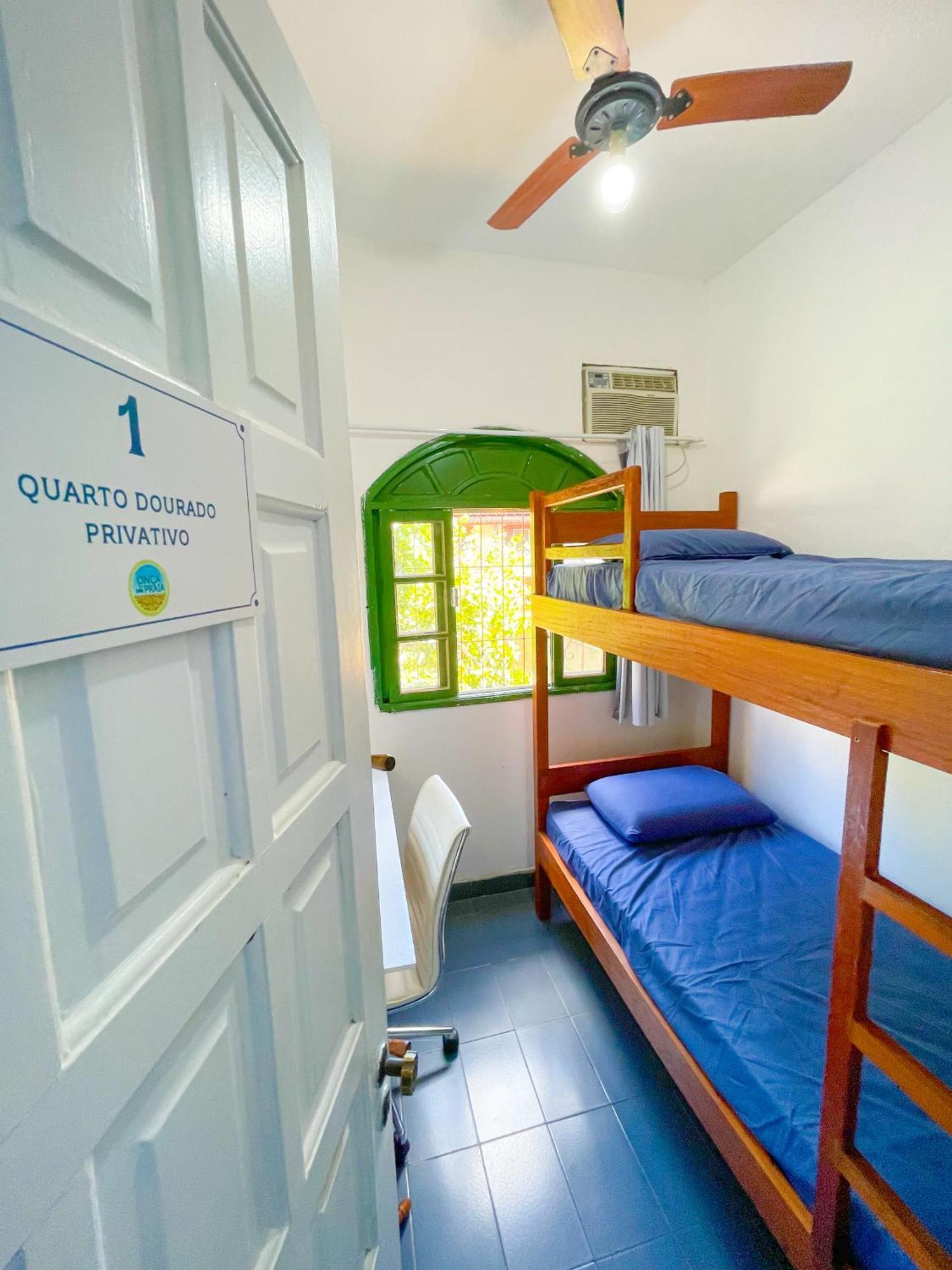 Onca Da Praia Hostel Vitoria Luaran gambar