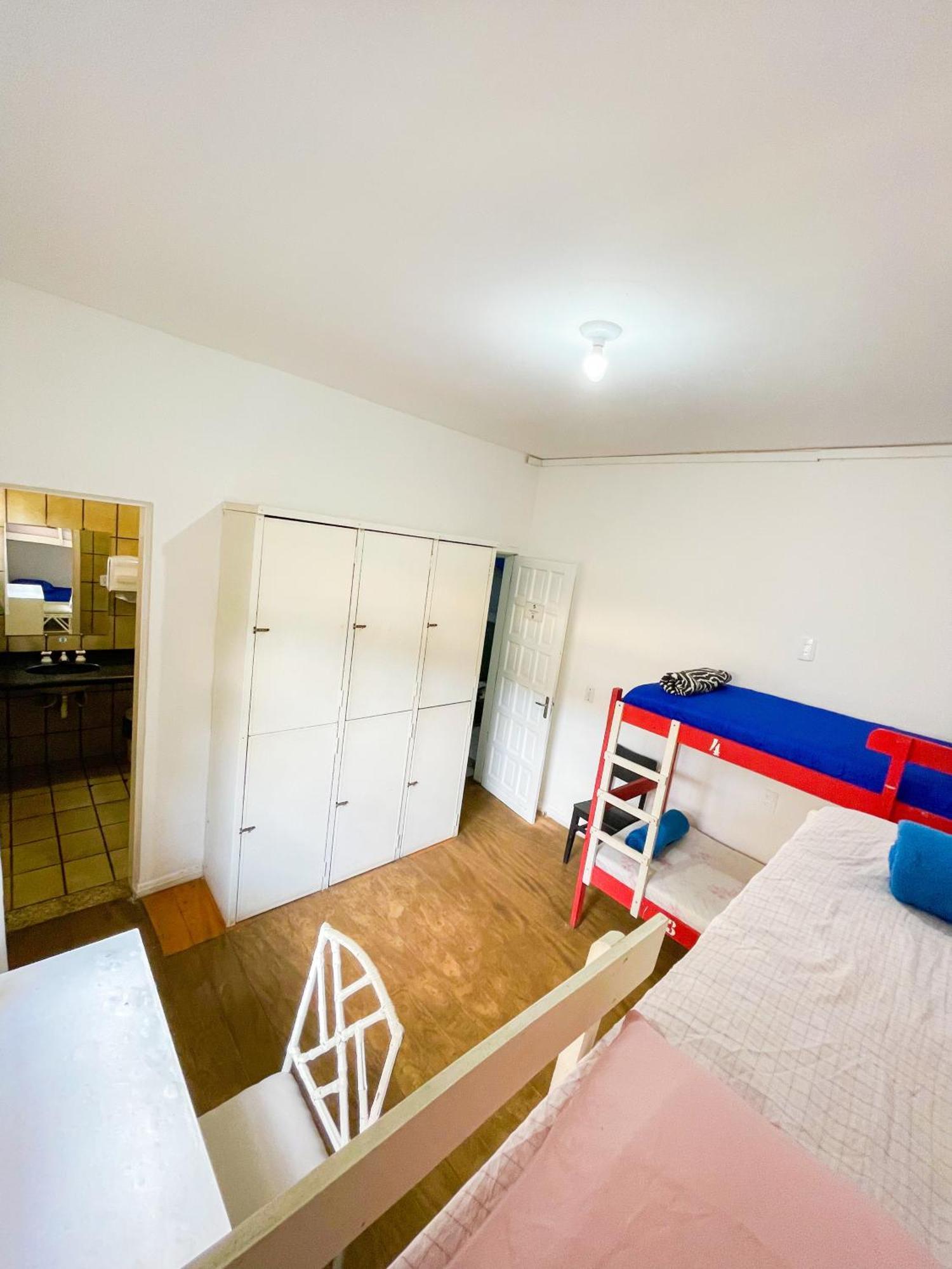 Onca Da Praia Hostel Vitoria Luaran gambar