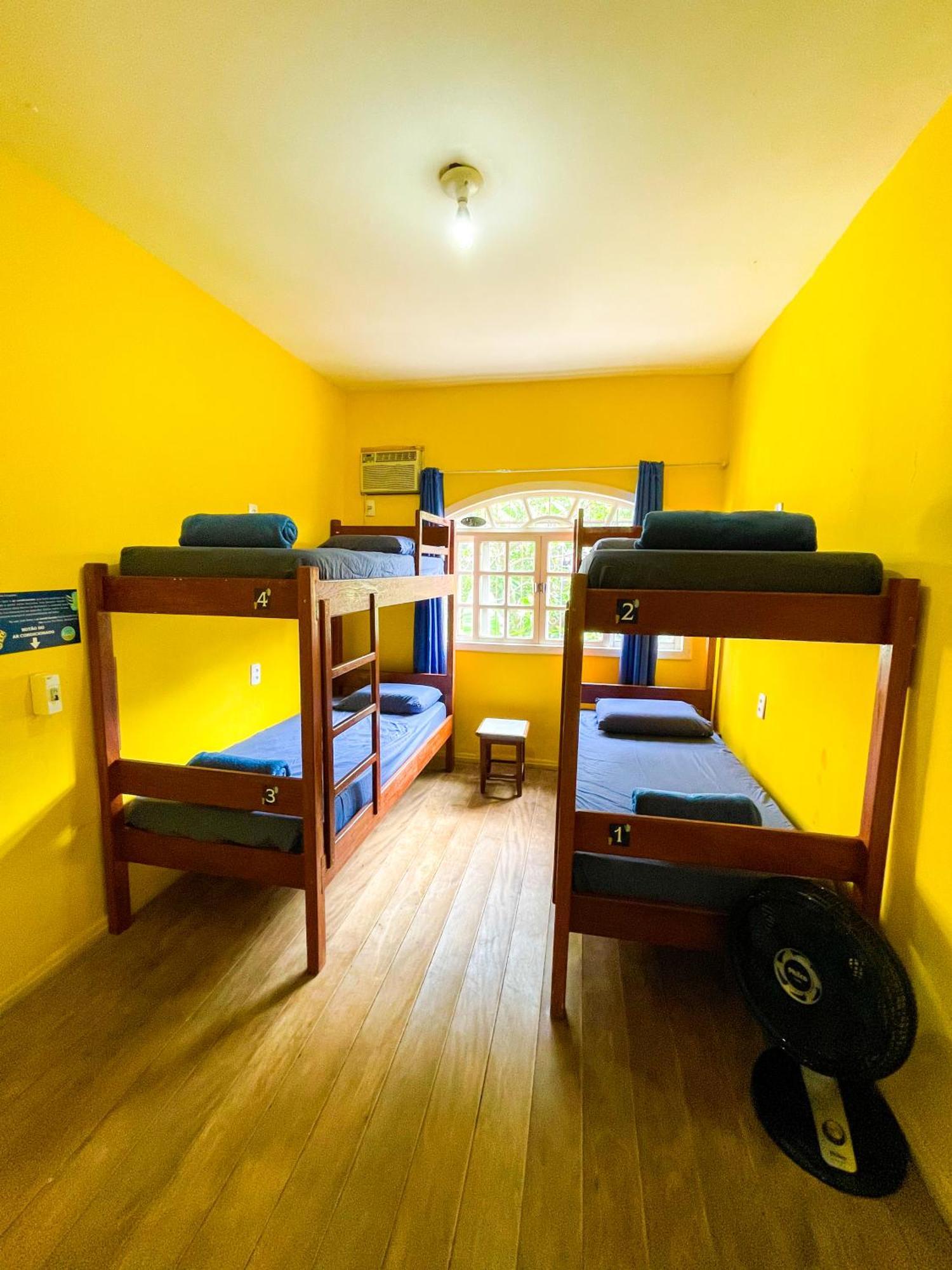 Onca Da Praia Hostel Vitoria Luaran gambar
