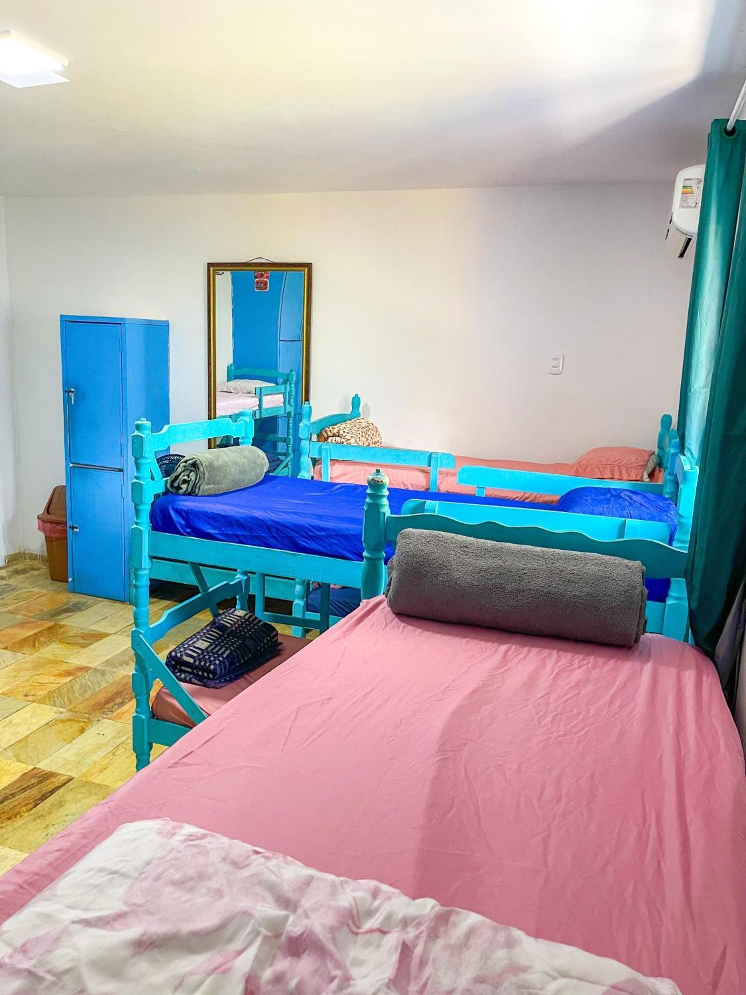 Onca Da Praia Hostel Vitoria Luaran gambar