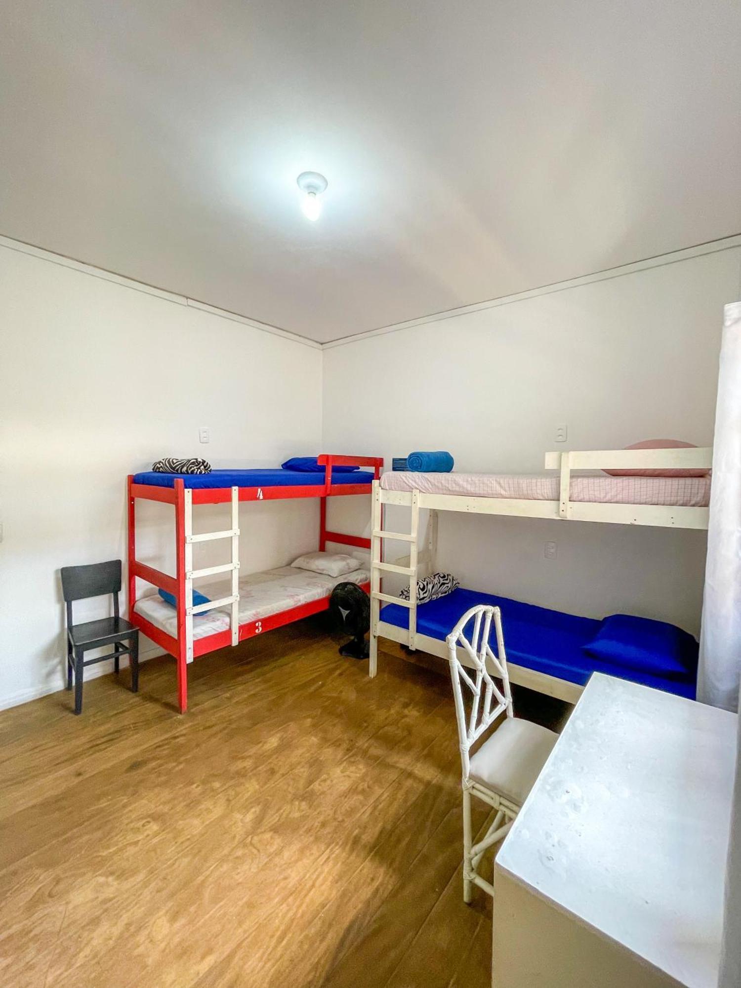 Onca Da Praia Hostel Vitoria Luaran gambar