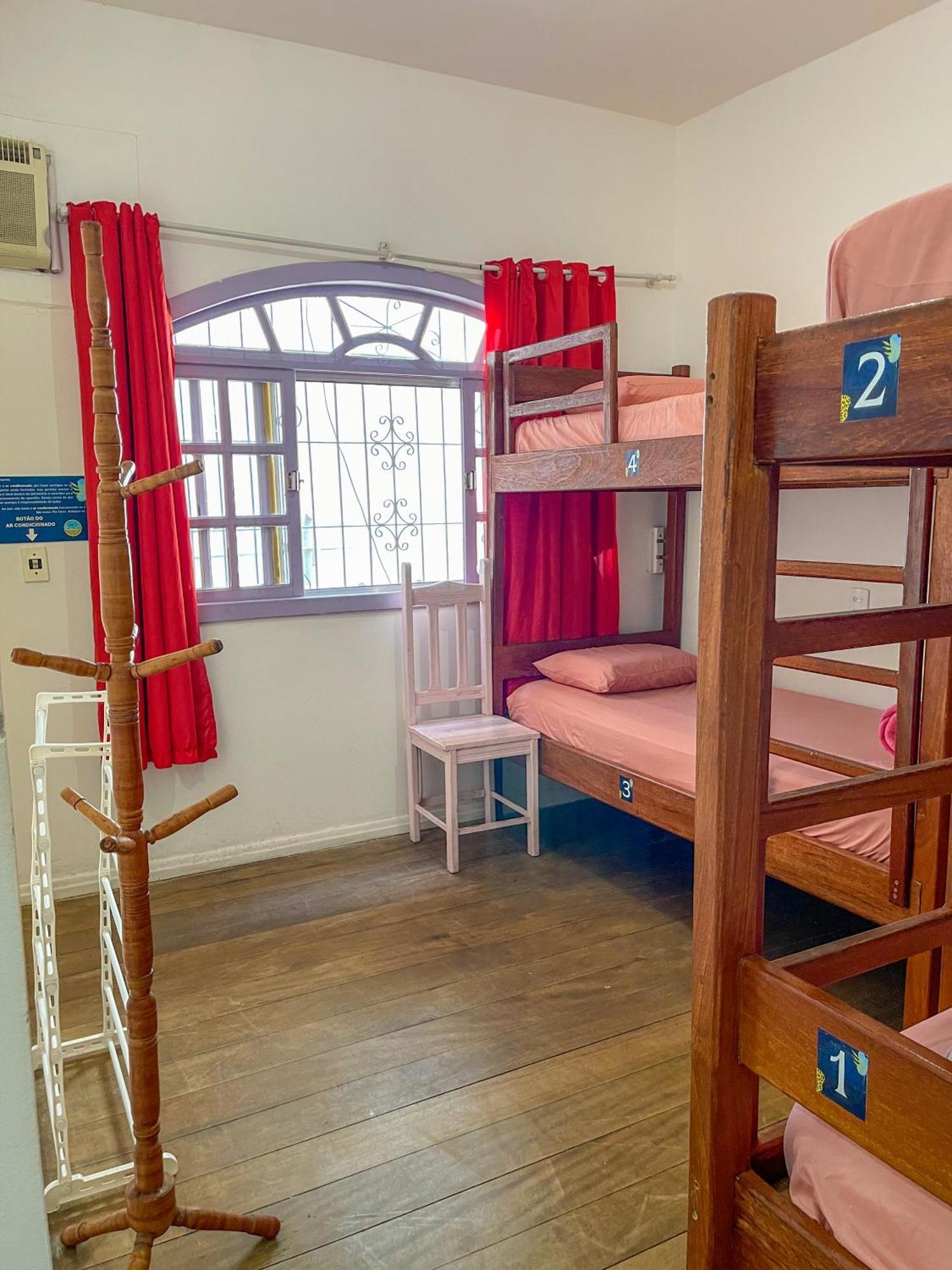 Onca Da Praia Hostel Vitoria Luaran gambar