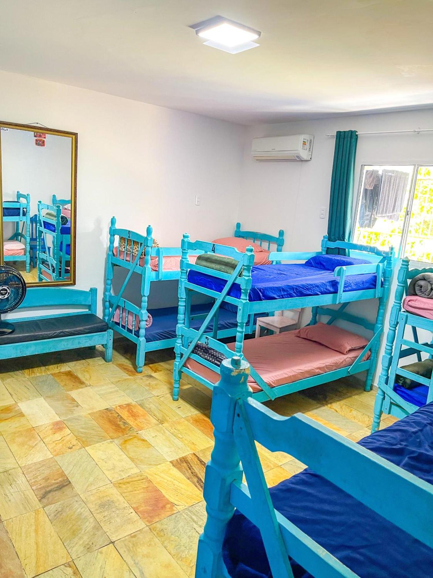 Onca Da Praia Hostel Vitoria Luaran gambar